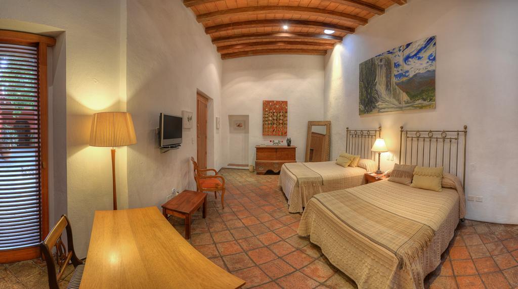 Hotel La Casona De Tita Oaxaca Стая снимка